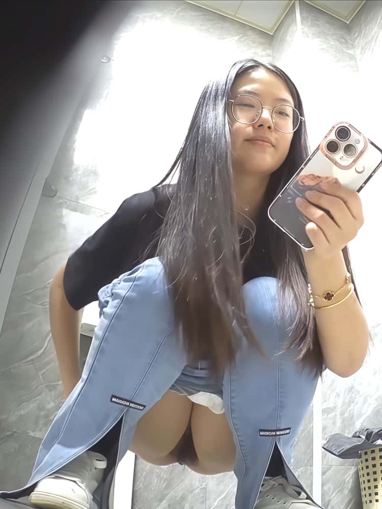 9月3日 (1)-3.mp4_20250903_185115928.jpg